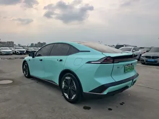 Deepal SL03 2023 купить из Китая, цена 3 247 000 ₽ — Suifenhe Auto