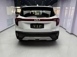 Kia Seltos 2023 купить из Китая, цена 1 979 000 ₽ — Suifenhe Auto