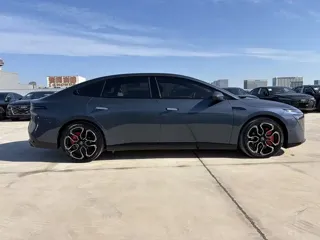 Nissan N7 2025 купить из Китая, цена 3 696 000 ₽ — Suifenhe Auto