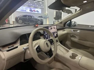 Shangjie H5 2025 купить из Китая, цена 4 496 000 ₽ — Suifenhe Auto