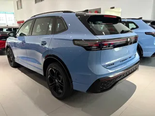 Volkswagen Tiguan L 2025 купить из Китая, цена 4 668 000 ₽ — Suifenhe Auto