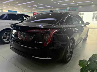 Hongqi E-QM5 2023 купить из Китая, цена 3 221 000 ₽ — Suifenhe Auto