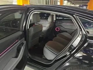 Ford Mondeo 2026 купить из Китая, цена 4 214 000 ₽ — Suifenhe Auto