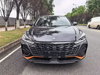Dongfeng Aeolus Yixuan 2023 купить из Китая, цена 941 000 ₽ — Suifenhe Auto