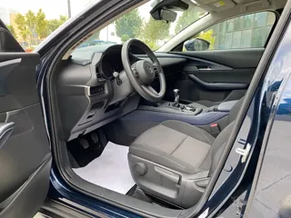 Mazda CX-30 2023 купить из Китая, цена 2 075 000 ₽ — Suifenhe Auto