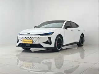 Changan UNI-V 2024 купить из Китая, цена 2 636 000 ₽ — Suifenhe Auto