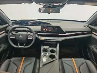 Changan UNI-V 2024 купить из Китая, цена 2 636 000 ₽ — Suifenhe Auto