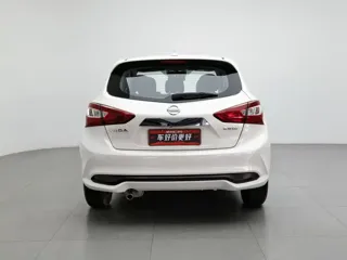 Nissan Tiida 2020 купить из Китая, цена 1 461 000 ₽ — Suifenhe Auto
