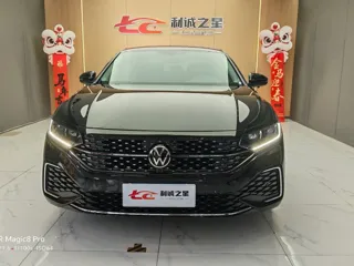 Volkswagen Passat 2024 купить из Китая, цена 4 022 000 ₽ — Suifenhe Auto
