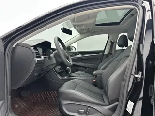 Volkswagen Passat 2023 купить из Китая, цена 2 248 000 ₽ — Suifenhe Auto
