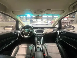 Geely Vision 2018 купить из Китая, цена 1 042 000 ₽ — Suifenhe Auto