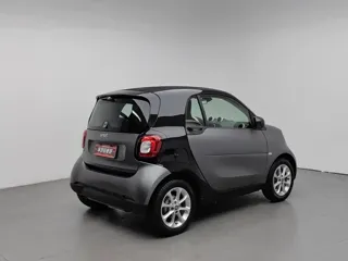 smart fortwo 2018 купить из Китая, цена 1 104 000 ₽ — Suifenhe Auto