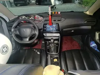 Peugeot 308 2019 купить из Китая, цена 1 276 000 ₽ — Suifenhe Auto