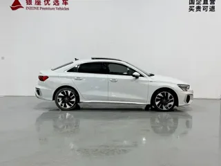 Audi A3 2024 купить из Китая, цена 1 721 000 ₽ — Suifenhe Auto