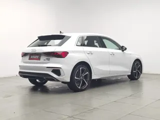 Audi A3 2023 купить из Китая, цена 1 766 000 ₽ — Suifenhe Auto