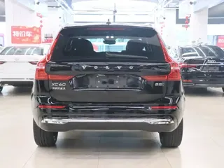 Volvo XC60 2024 купить из Китая, цена 4 781 000 ₽ — Suifenhe Auto