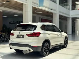 BMW X1 2021 купить из Китая, цена 1 965 000 ₽ — Suifenhe Auto