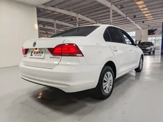 Volkswagen Santana 2022 купить из Китая, цена 1 124 000 ₽ — Suifenhe Auto