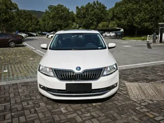 Skoda Rapid 2018 купить из Китая, цена 1 133 000 ₽ — Suifenhe Auto
