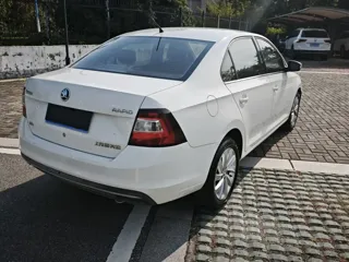 Skoda Rapid 2018 купить из Китая, цена 1 133 000 ₽ — Suifenhe Auto