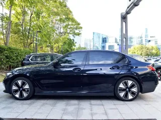 BMW i3 2024 купить из Китая, цена 5 098 000 ₽ — Suifenhe Auto