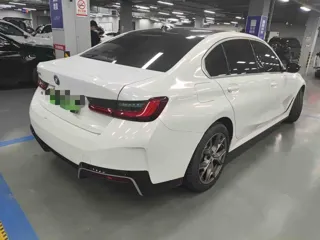 BMW i3 2023 купить из Китая, цена 4 601 000 ₽ — Suifenhe Auto