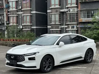 Ford Mondeo 2025