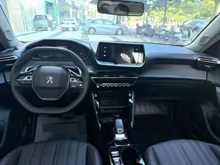 Peugeot 2008 2022 купить из Китая, цена 1 245 000 ₽ — Suifenhe Auto