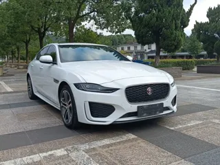 Jaguar XE 2024 купить из Китая, цена 4 267 000 ₽ — Suifenhe Auto
