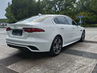 Jaguar XE 2024 купить из Китая, цена 4 267 000 ₽ — Suifenhe Auto