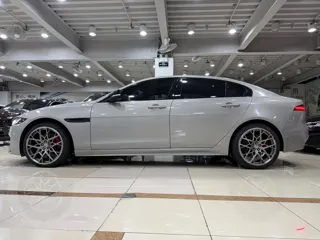 Jaguar XE 2024 купить из Китая, цена 4 166 000 ₽ — Suifenhe Auto