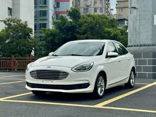 Ford Escort 2020 купить из Китая, цена 1 112 000 ₽ — Suifenhe Auto