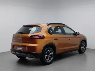 Citroen C3-XR 2023 купить из Китая, цена 931 000 ₽ — Suifenhe Auto