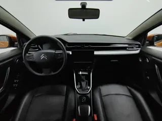 Citroen C3-XR 2023 купить из Китая, цена 931 000 ₽ — Suifenhe Auto
