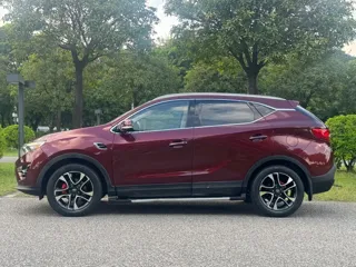 Soueast DX7 2018 купить из Китая, цена 1 071 000 ₽ — Suifenhe Auto