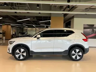 Volvo XC40 2024 купить из Китая, цена 3 063 000 ₽ — Suifenhe Auto