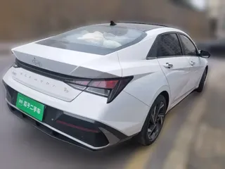 Hyundai Elantra 2024 купить из Китая, цена 1 619 000 ₽ — Suifenhe Auto