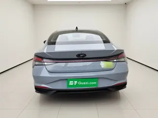 Hyundai Elantra 2023 купить из Китая, цена 1 369 000 ₽ — Suifenhe Auto