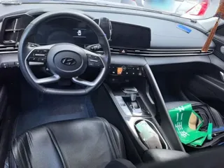 Hyundai Elantra 2023 купить из Китая, цена 1 369 000 ₽ — Suifenhe Auto