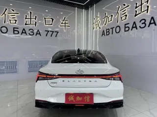 Hyundai Elantra 2023 купить из Китая, цена 1 731 000 ₽ — Suifenhe Auto