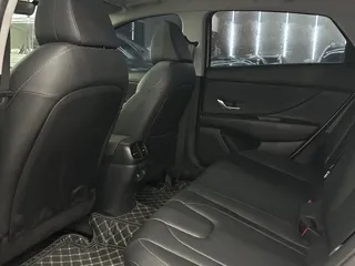 Hyundai Elantra 2025 купить из Китая, цена 1 675 000 ₽ — Suifenhe Auto