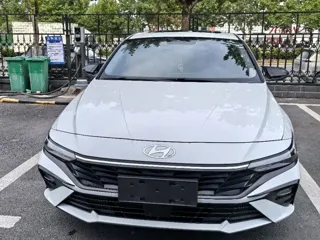 Hyundai Elantra 2023 купить из Китая, цена 1 834 000 ₽ — Suifenhe Auto