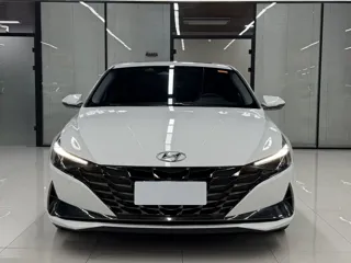 Hyundai Elantra 2023 купить из Китая, цена 1 695 000 ₽ — Suifenhe Auto