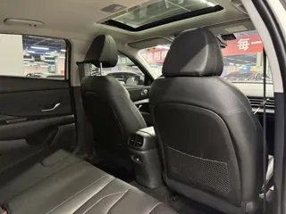 Hyundai Elantra 2023 купить из Китая, цена 1 695 000 ₽ — Suifenhe Auto