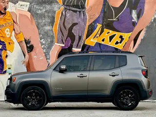 Jeep Renegade 2018 купить из Китая, цена 1 134 000 ₽ — Suifenhe Auto