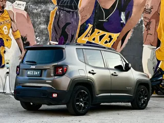 Jeep Renegade 2018 купить из Китая, цена 1 134 000 ₽ — Suifenhe Auto
