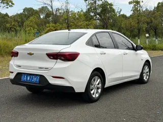 Chevrolet Cavalier 2022 купить из Китая, цена 816 000 ₽ — Suifenhe Auto