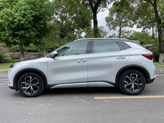 BYD Yuan 2023 купить из Китая, цена 3 283 000 ₽ — Suifenhe Auto