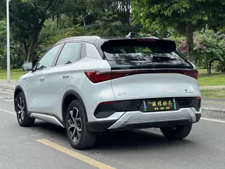 BYD Yuan 2023 купить из Китая, цена 3 283 000 ₽ — Suifenhe Auto