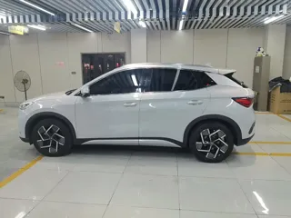 BYD Yuan 2023 купить из Китая, цена 3 547 000 ₽ — Suifenhe Auto